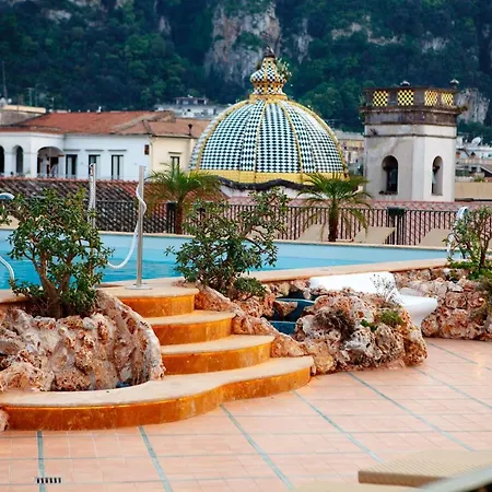 Grand La Favorita 5* סורנטו