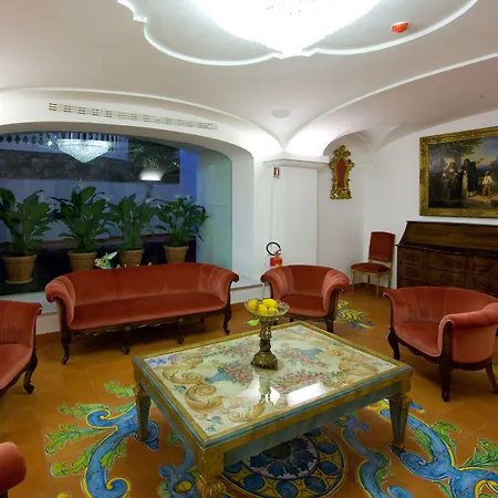 מלון Grand La Favorita סורנטו