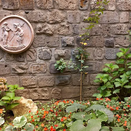 Grand La Favorita סורנטו