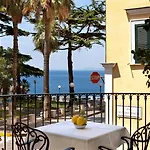 Hotell Grand La Favorita Sorrento