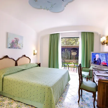 Grand La Favorita Hotel 5*
