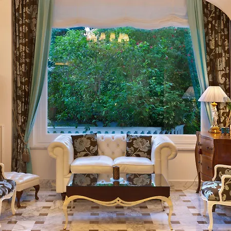 Grand La Favorita Hotel Sorrento