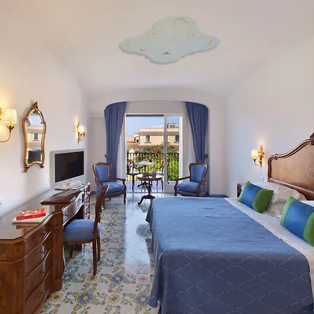 Grand La Favorita Ξενοδοχείο 5*