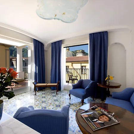 Ξενοδοχείο Grand La Favorita 5*