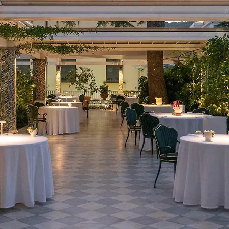 Grand La Favorita 5* Σορέντο