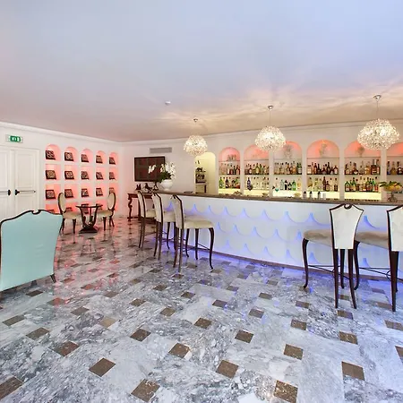 Grand La Favorita Sorrente