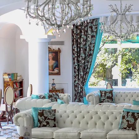 Hotel Grand La Favorita