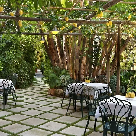 Grand La Favorita Hotel Sorrente