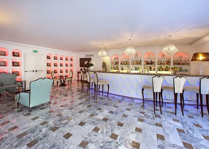 Szálloda Grand La Favorita