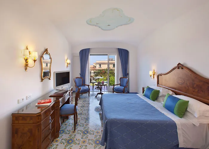 Grand La Favorita Szálloda 5*