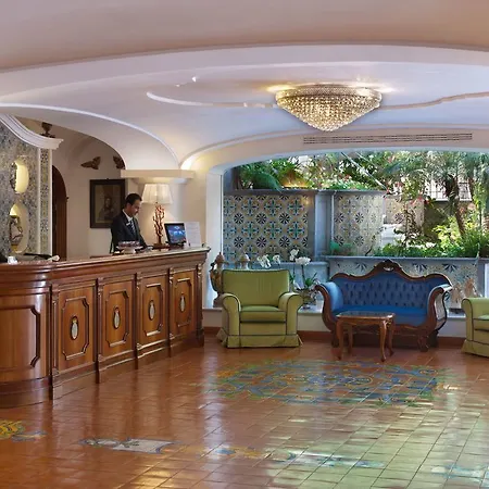 Hotel Grand La Favorita 5*